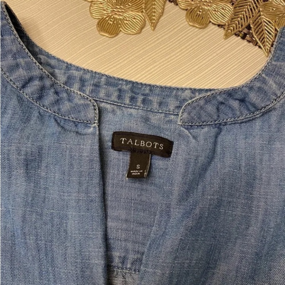 Talbots casual comfy top size S